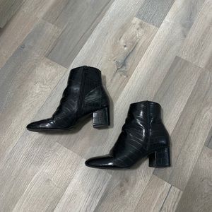 CHINESE LAUNDRY Black Booties